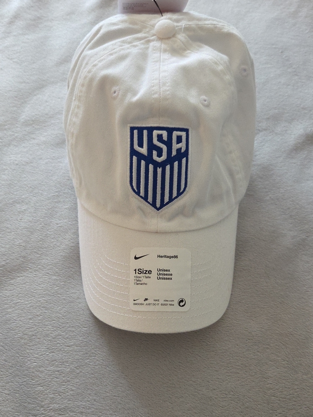 BNWT USA Nike Hat, OSFA, White & Blue